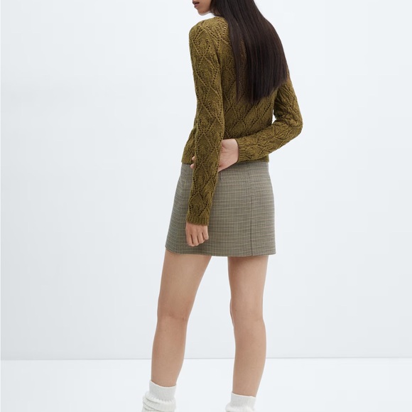 Olive Green Women's Sweater - Picture 4 of 8